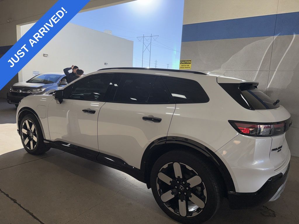 2024 Honda Prologue Elite Touring photo 3