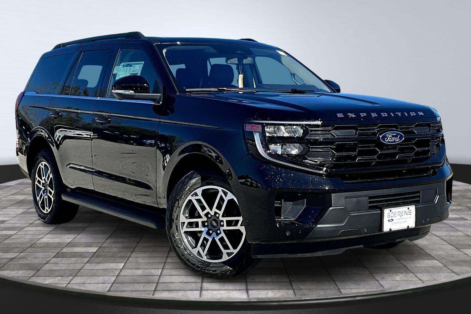 2025 Ford Expedition Active's photo