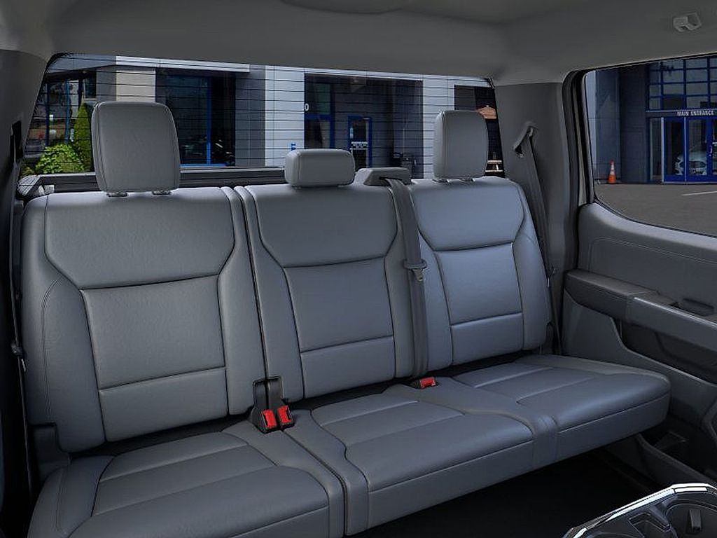 2025 Ford F-150 Lightning photo 11
