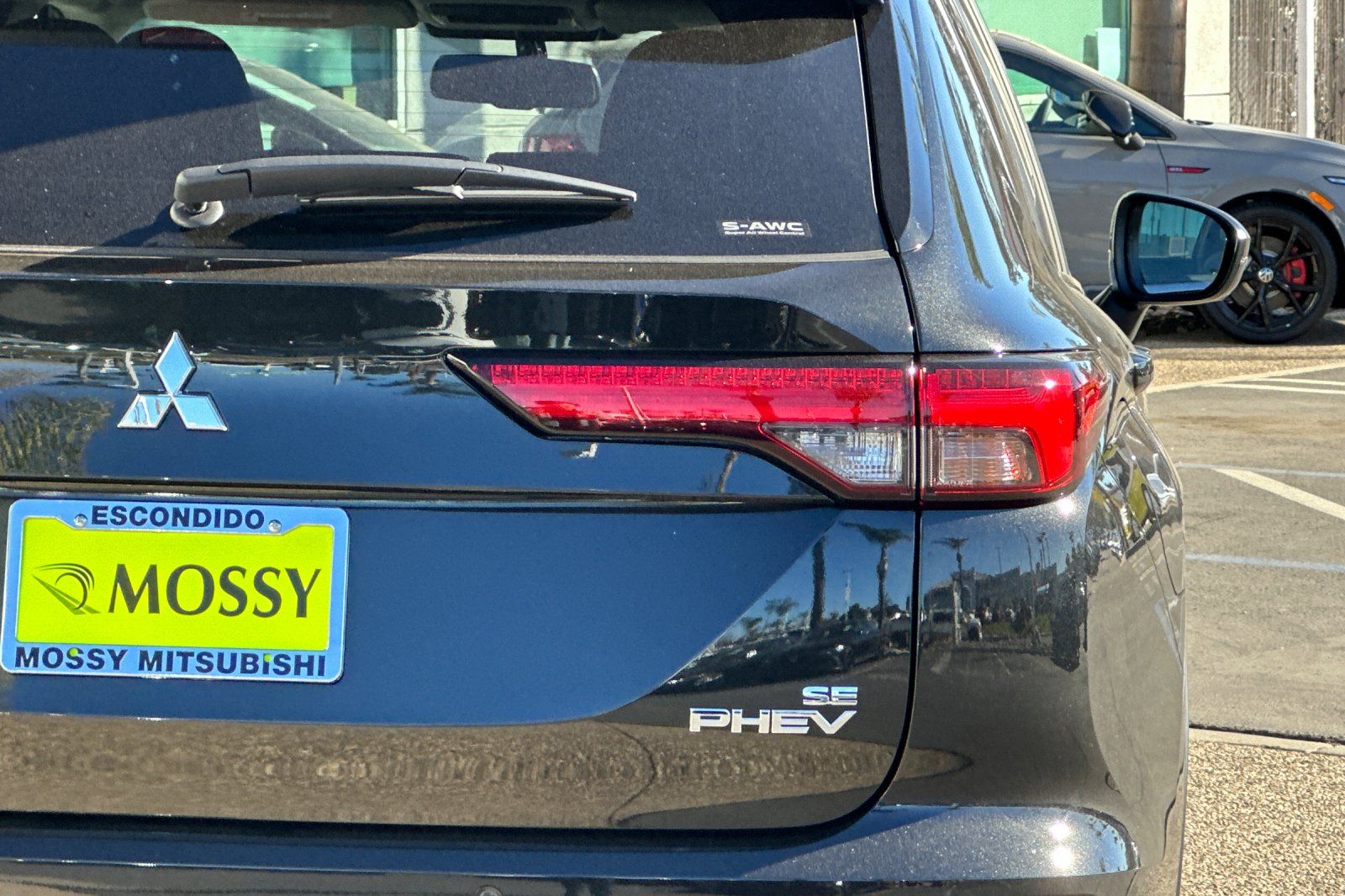 2025 Mitsubishi Outlander PHEV SE photo 26