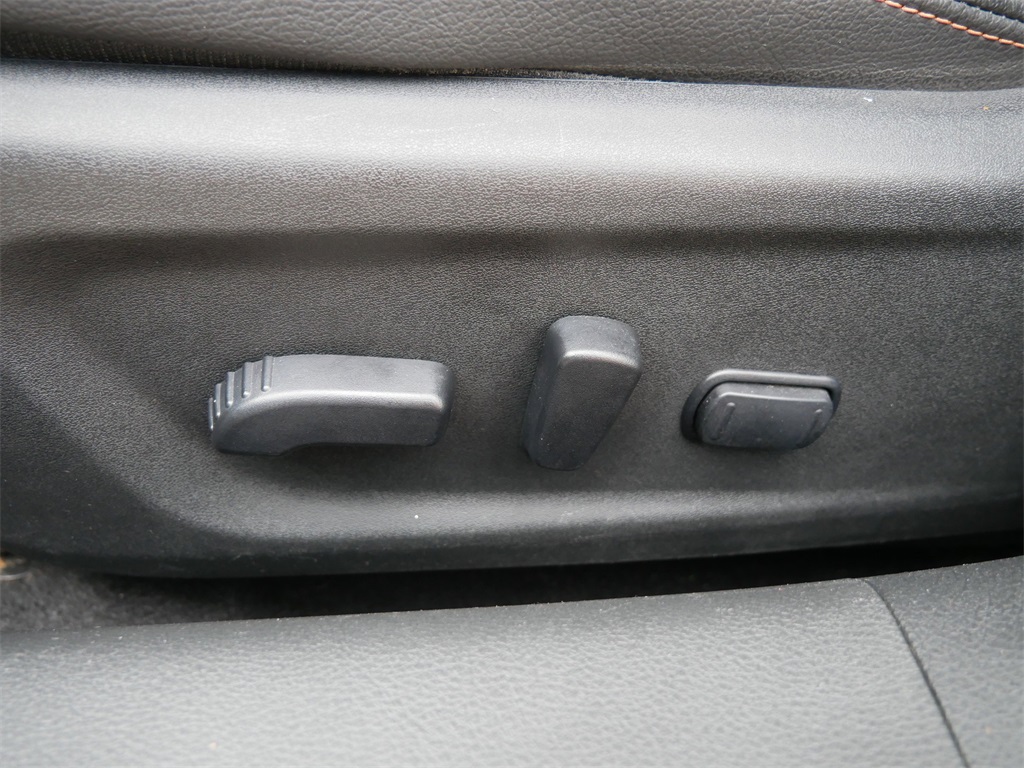 2022 Nissan Altima 2.5 SR photo 19