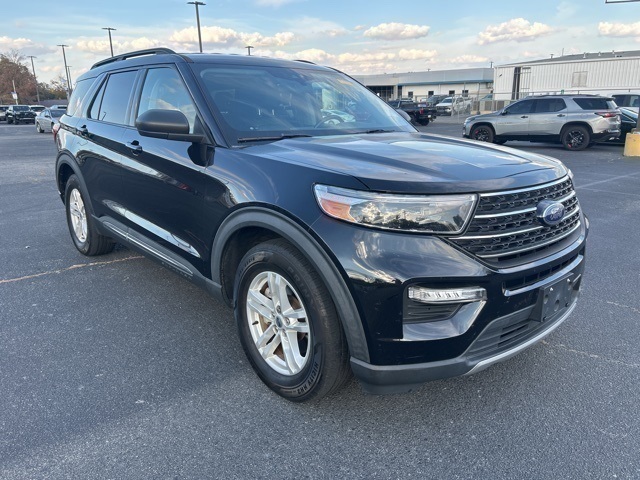 2021 Ford Explorer XLT photo 3
