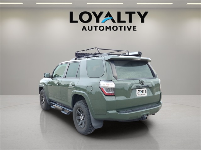 2022 Toyota 4Runner SR5 Trail photo 3
