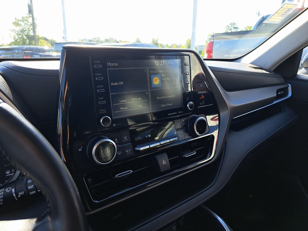 2020 Toyota Highlander XLE photo 12