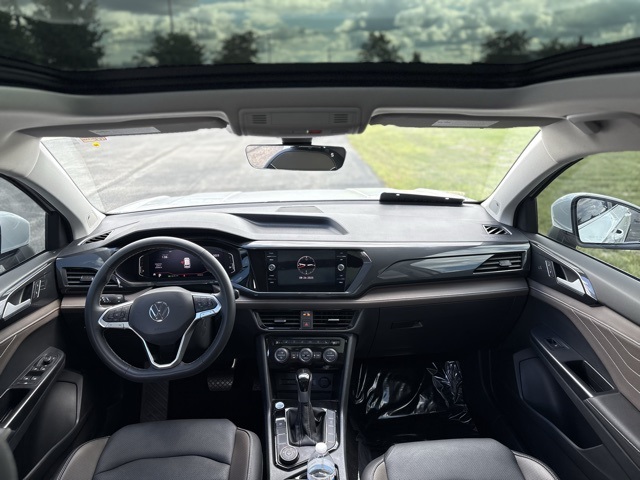 2024 Volkswagen Taos SEL photo 10