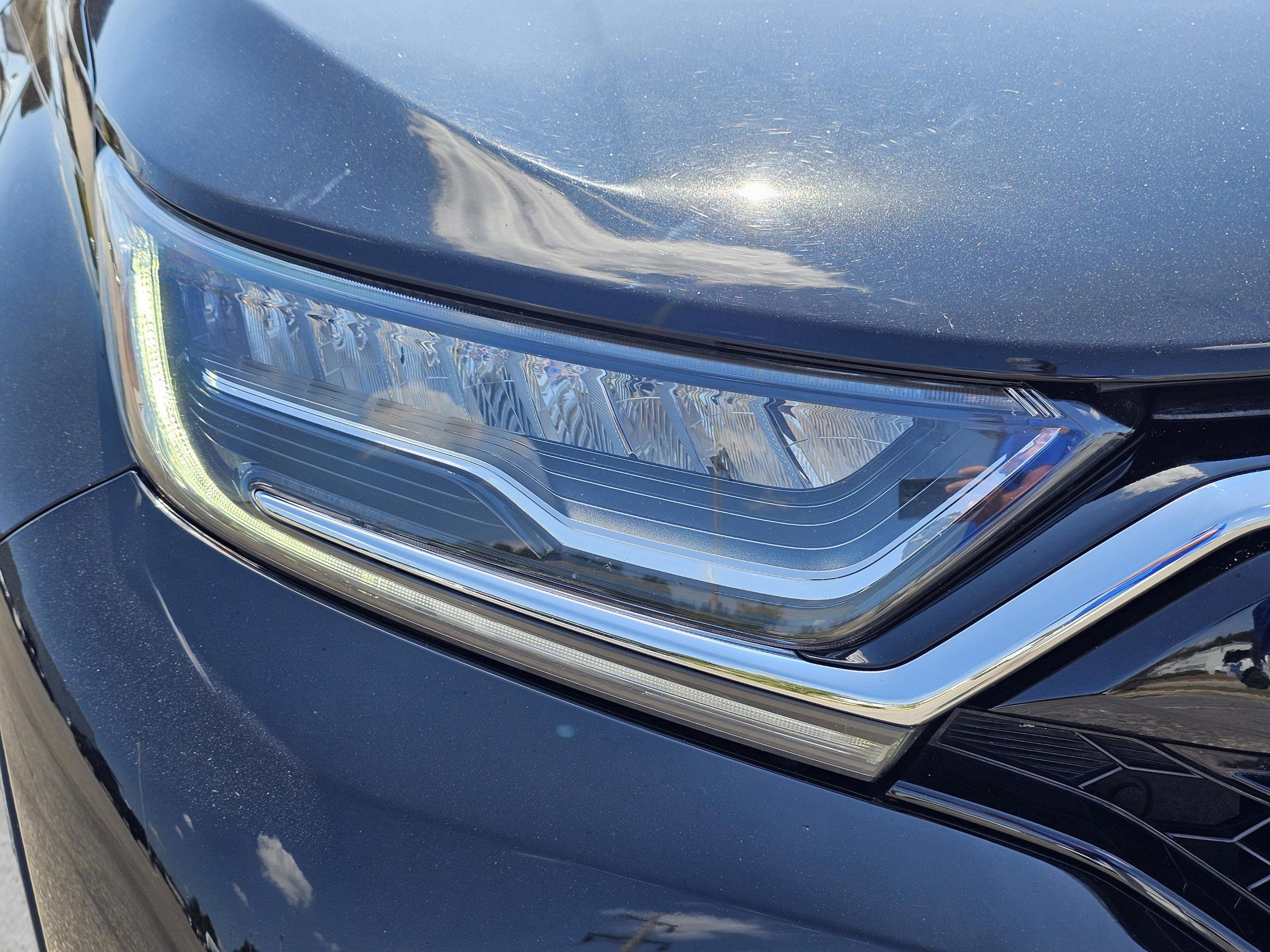 2020 Honda CR-V Touring photo 4