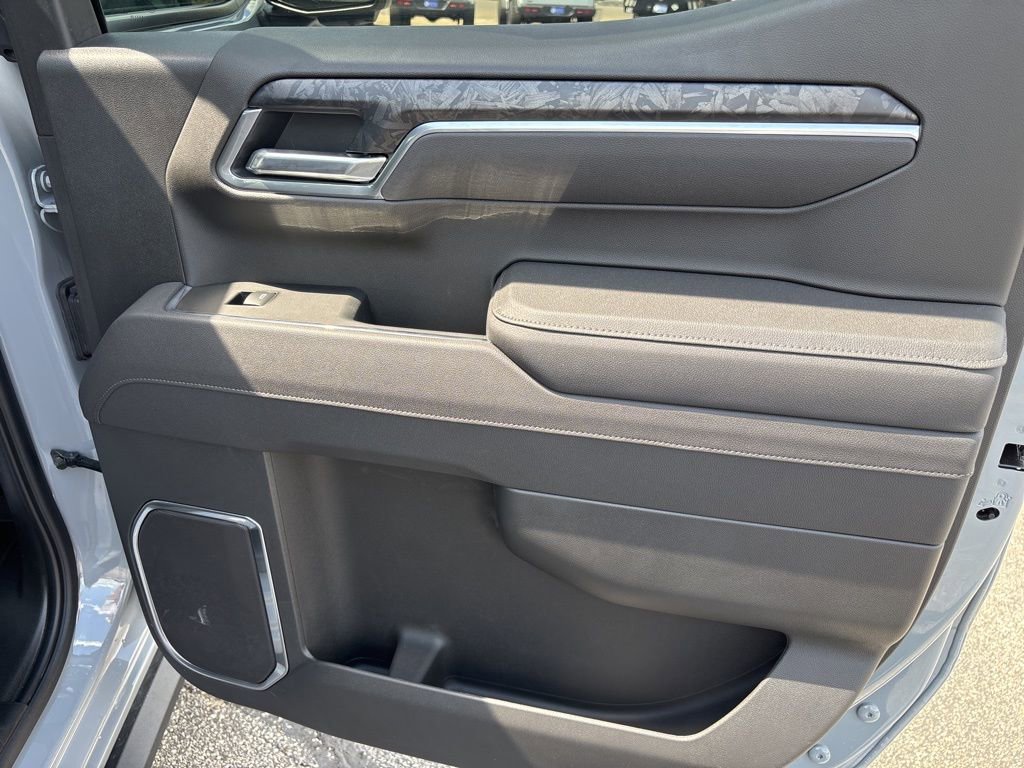 2025 Chevrolet Silverado 1500 RST photo 33