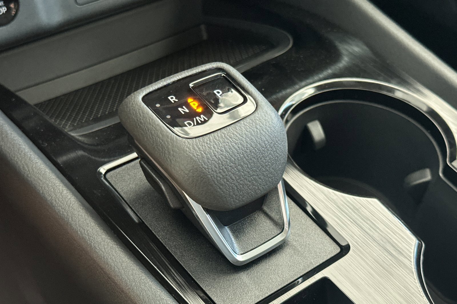 2026 Nissan Rogue AWD photo 19
