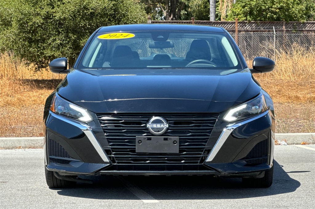 2024 Nissan Altima 2.5 SV photo 8
