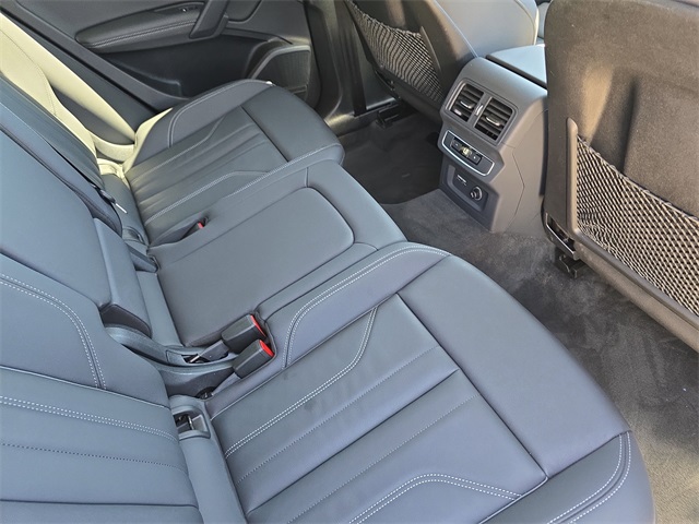 2024 Audi Q5 45 S line Premium Plus photo 11