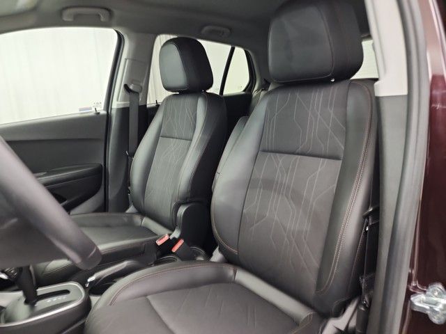 2022 Chevrolet Trax LT photo 29