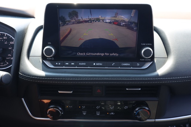 2023 Nissan Rogue S photo 25