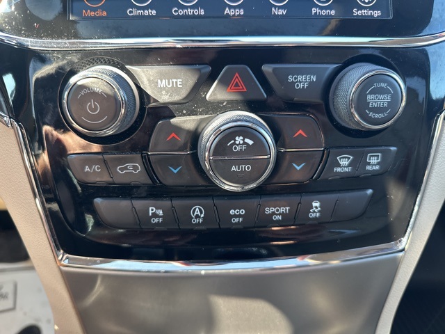 2020 Jeep Grand Cherokee Limited photo 14