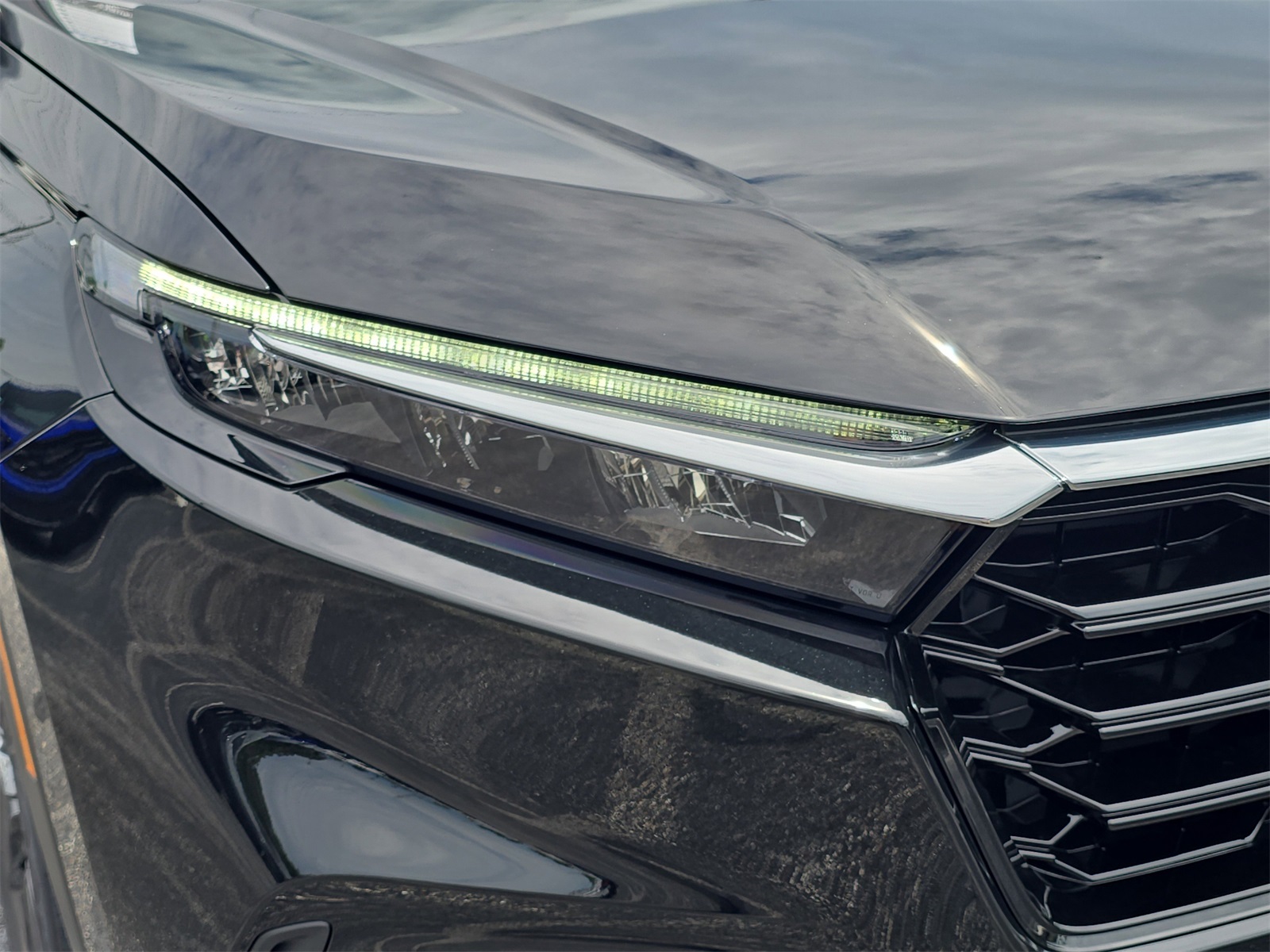 2026 Honda CR-V EX-L photo 8