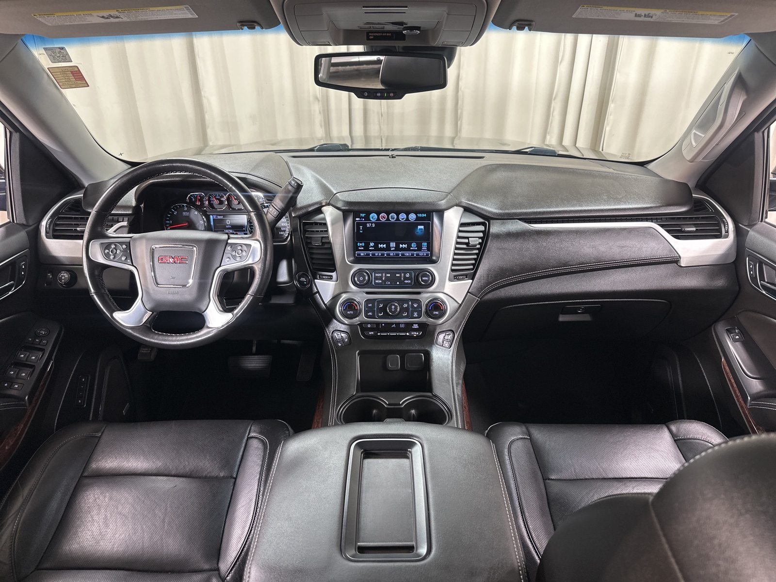 2019 Gmc Yukon XL SLT photo 3