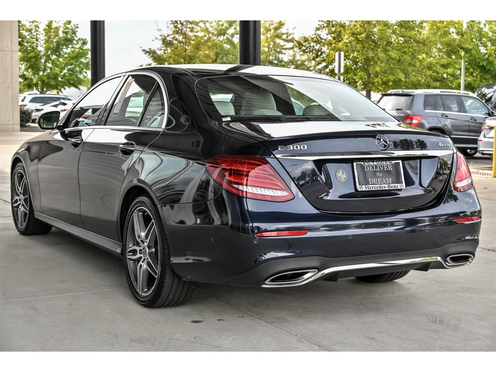 2018 Mercedes Benz E 300 4MATIC photo 6