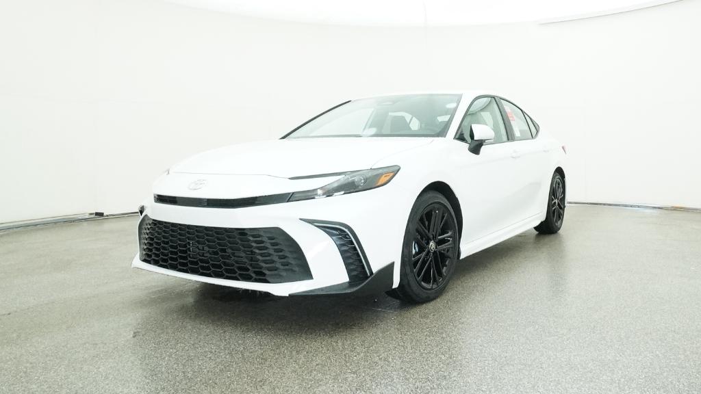 2025 Toyota Camry SE photo 4