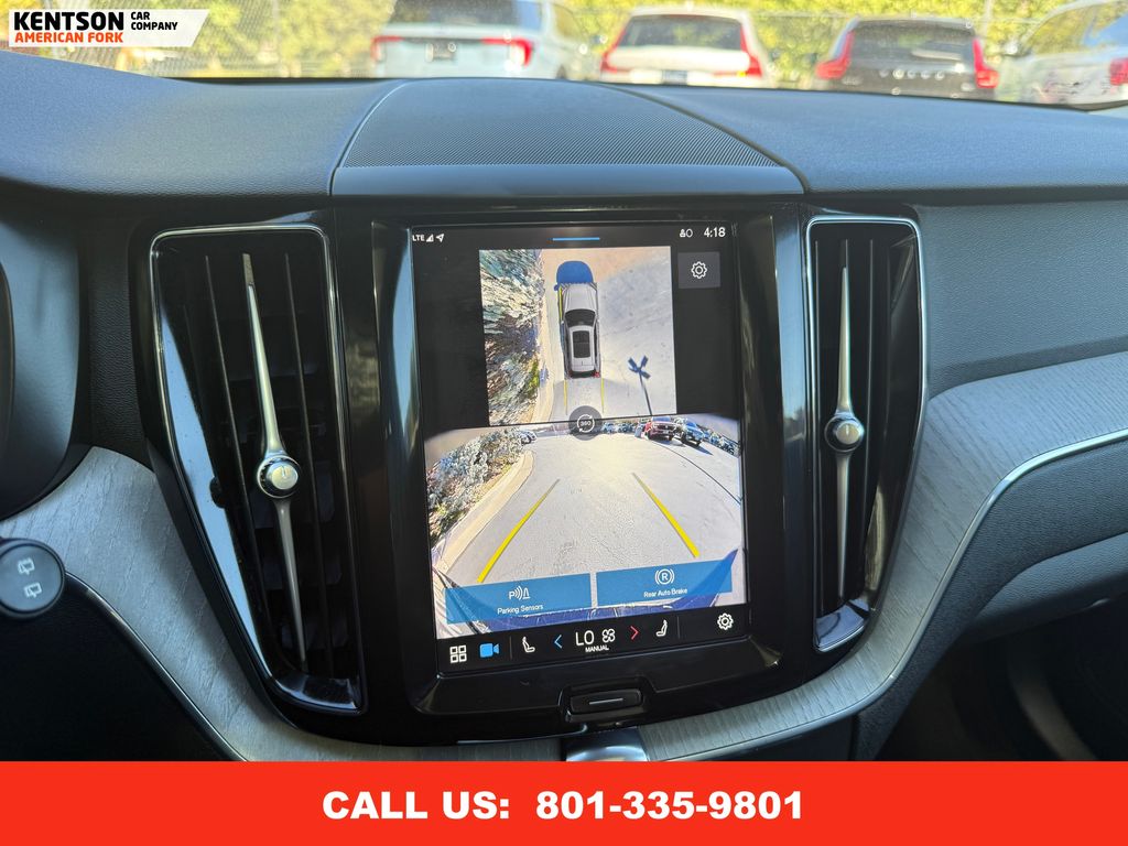 2025 Volvo XC60 B5 Plus photo 25