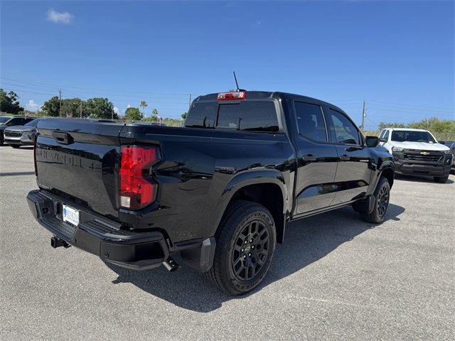 2025 Chevrolet Colorado LT photo 3