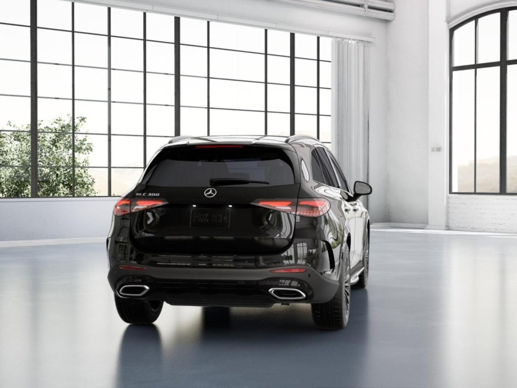 2026 Mercedes Benz GLC 300 photo 22