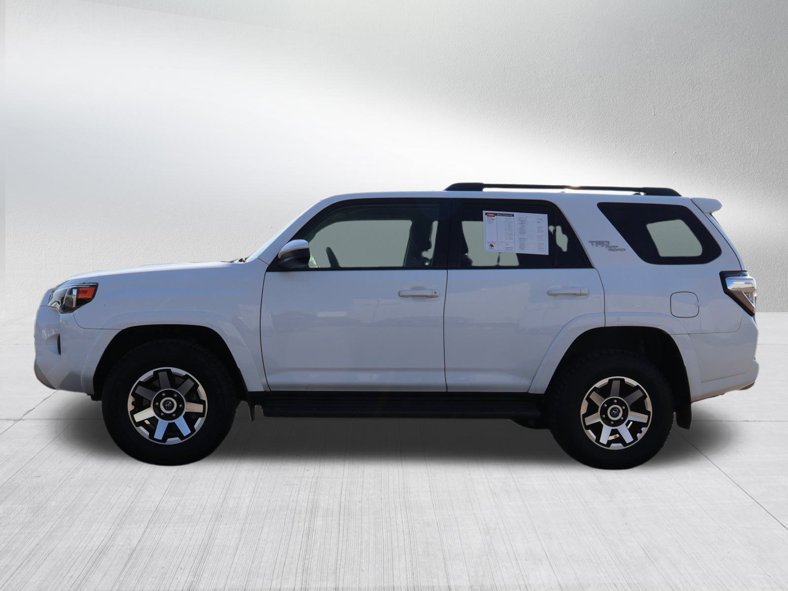 2024 Toyota 4Runner TRD photo 4