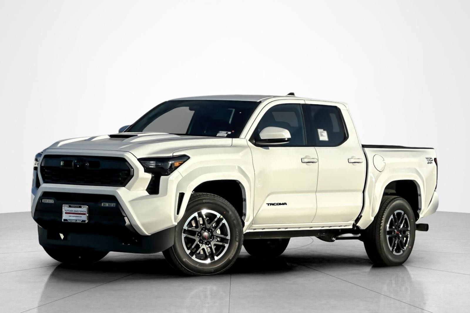 2026 Toyota Tacoma TRD Sport's photo