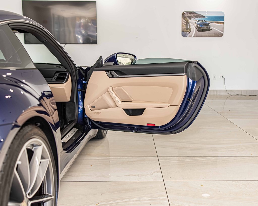 2021 PORSCHE 911 - Image 33