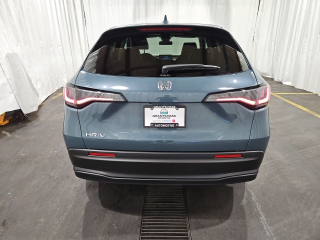 2026 Honda HR-V LX photo 4