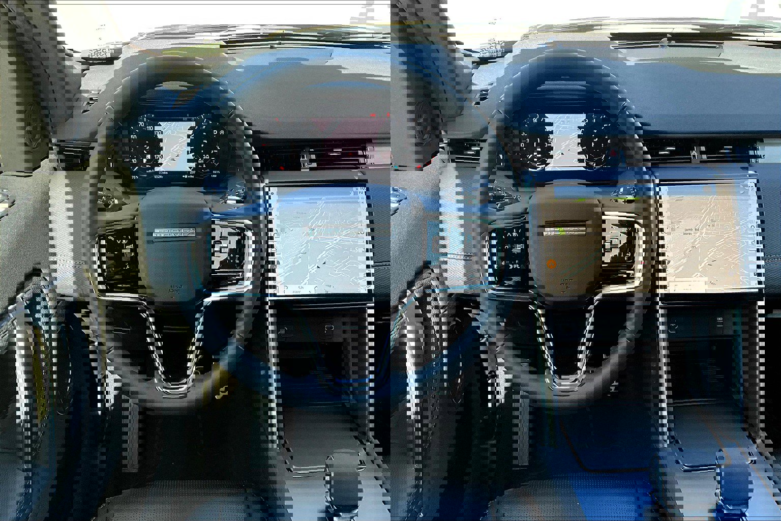 2025 Land Rover Discovery Sport Dynamic SE photo 4