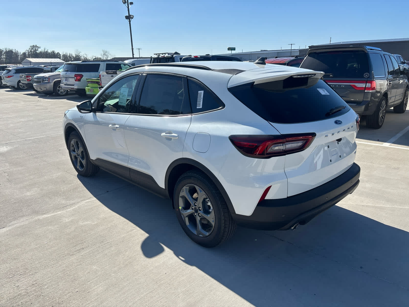 2025 Ford Escape ST-Line photo 5