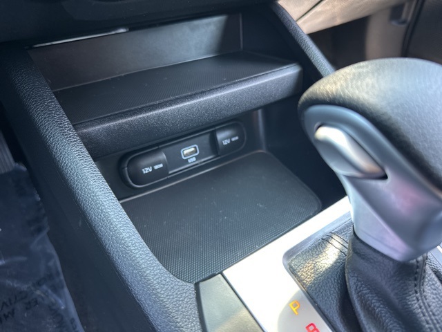 2023 Kia Forte LXS photo 16