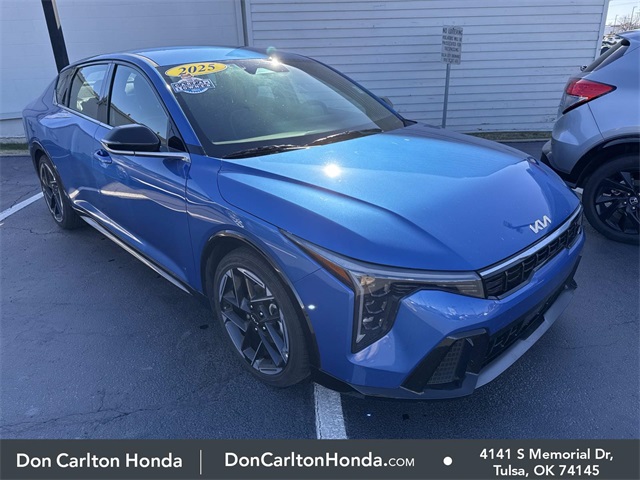 2025 Kia K4 GT-Line's photo