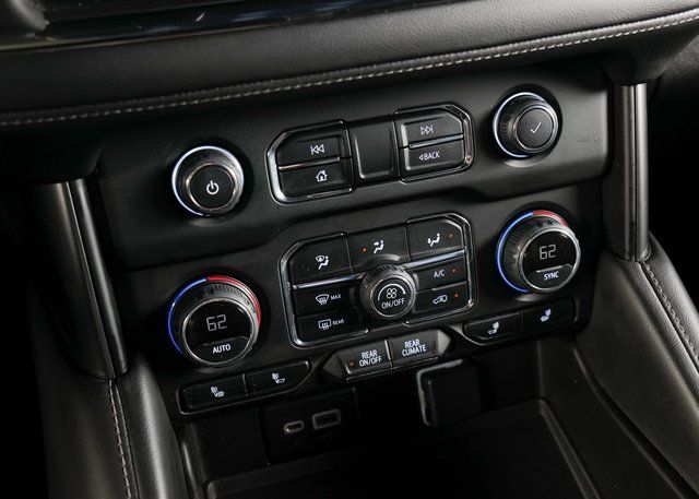 2021 Chevrolet Suburban Z71 photo 13