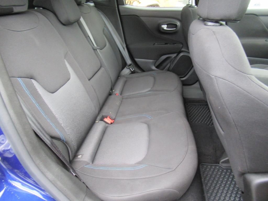 2021 Jeep Renegade Latitude photo 25