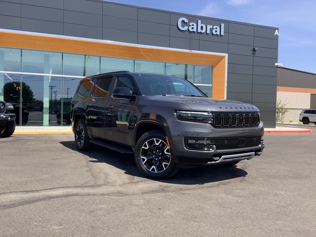 2025 Jeep Wagoneer Overland Series II photo 2