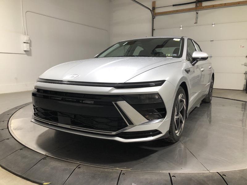 2026 Hyundai Sonata SEL Sport photo 3