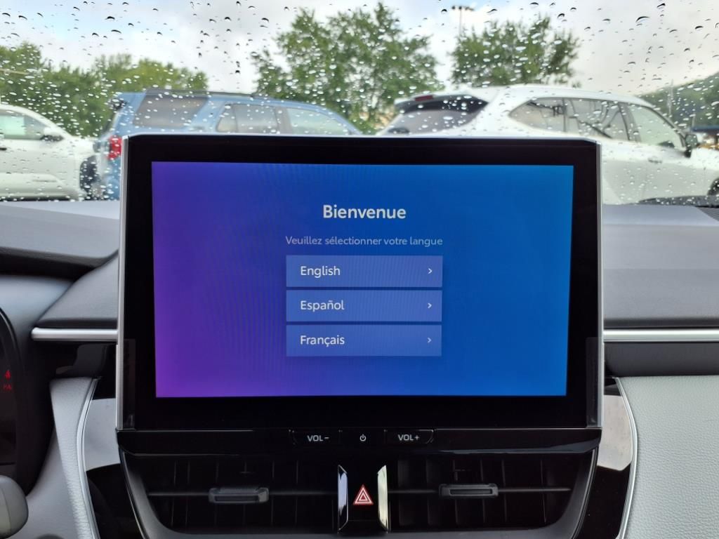 2025 Toyota Corolla SE photo 7