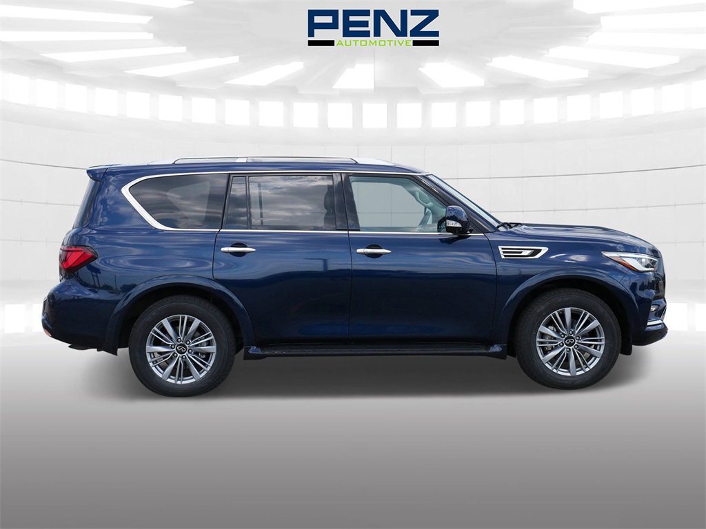 2024 Infiniti QX80 Luxe photo 8