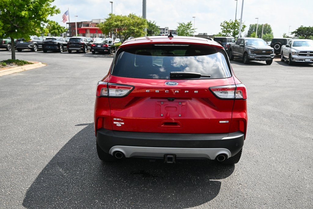 2020 Ford Escape SEL photo 4