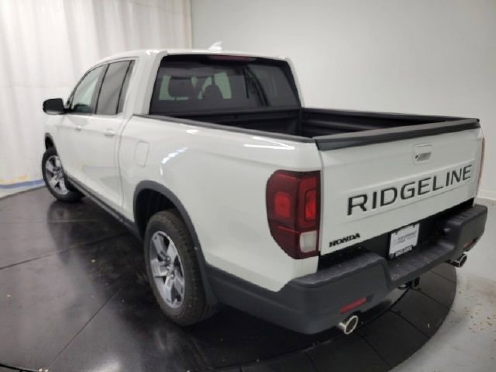 2025 Honda Ridgeline RTL photo 10