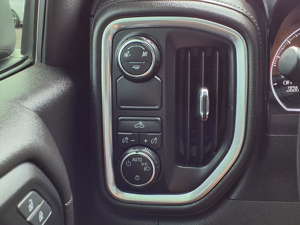 2019 Chevrolet Silverado 1500 LT photo 10