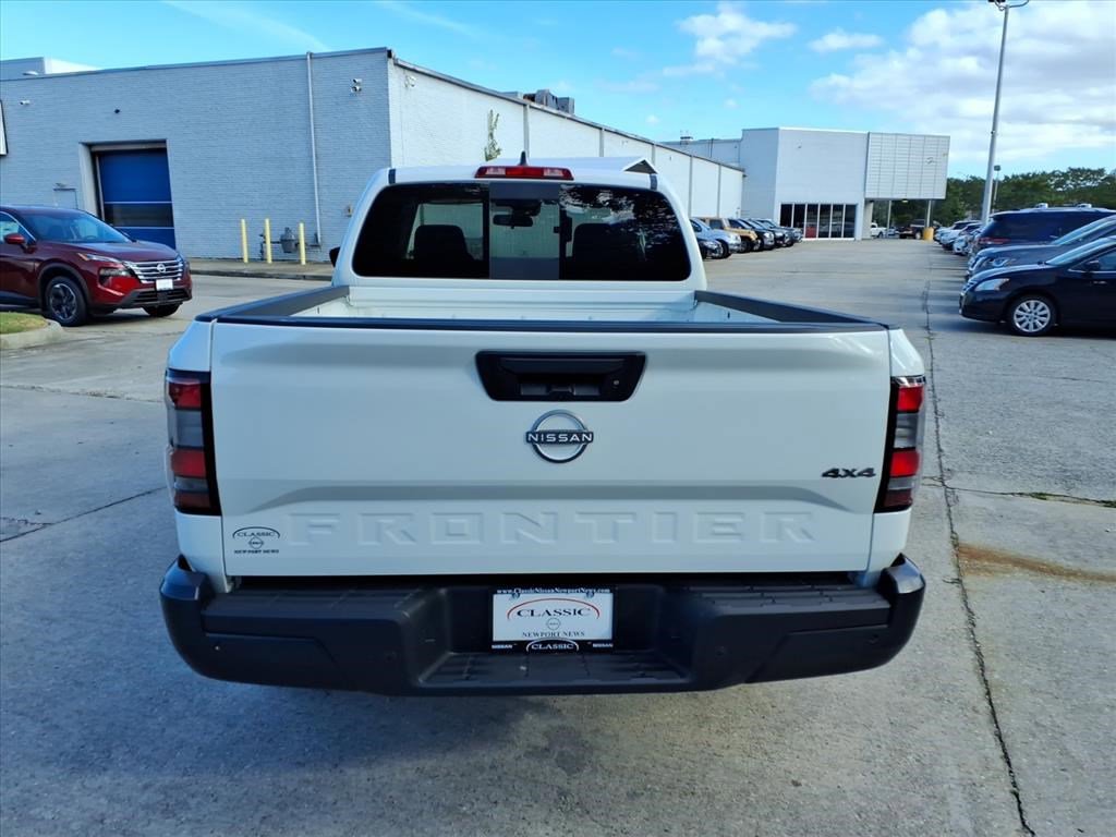 2026 Nissan Frontier King Cab S photo 4