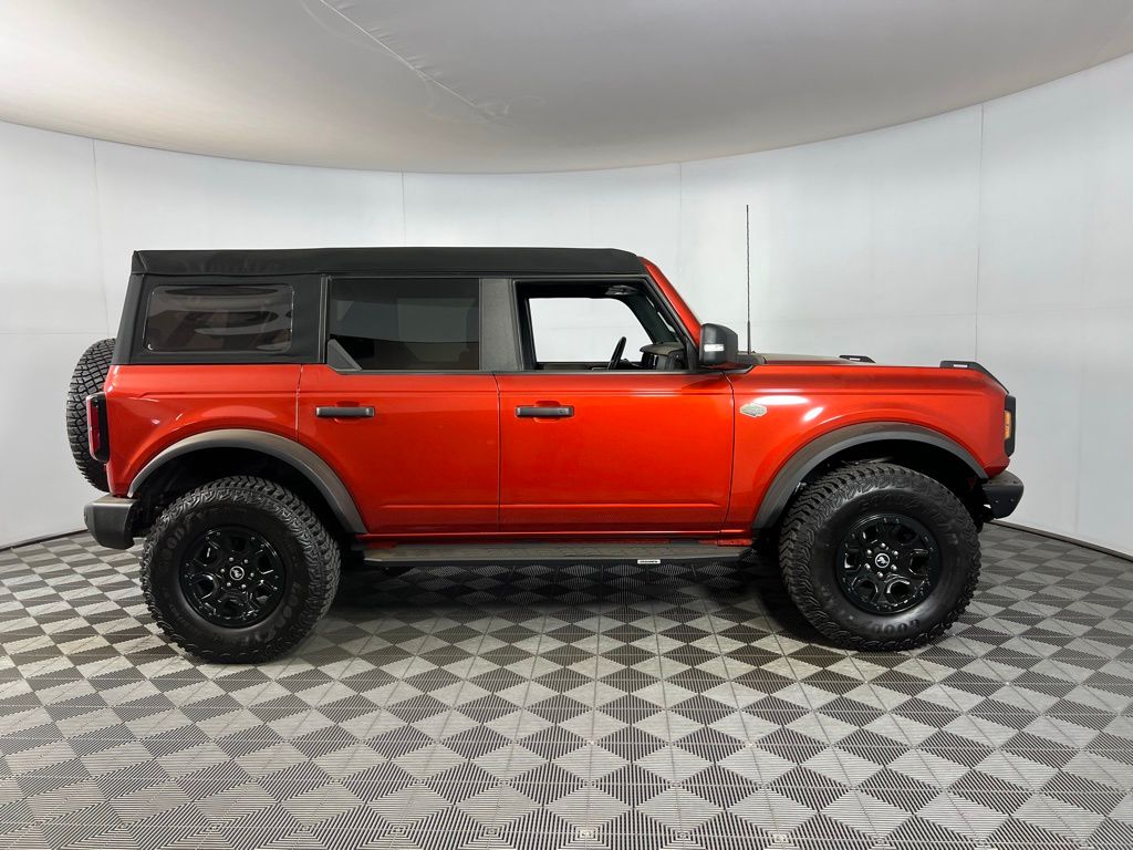 2024 Ford Bronco Wildtrak photo 3