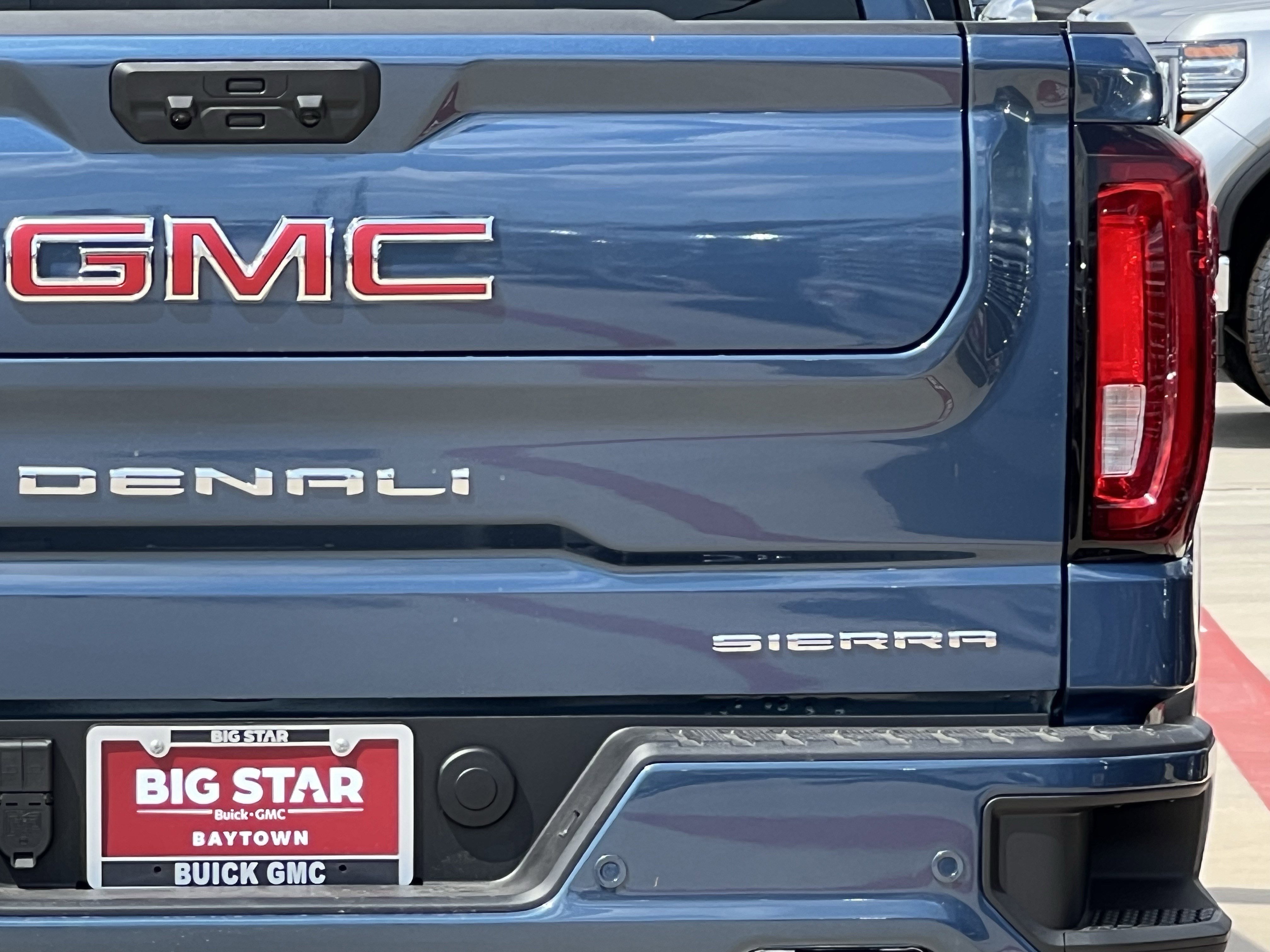 2026 Gmc Sierra 1500 Denali photo 4