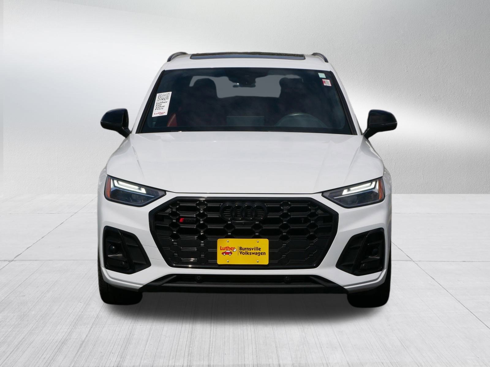 Used 2022 Audi SQ5 Premium Plus with VIN WA1B4AFY9N2040499 for sale in Burnsville, Minnesota