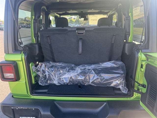 2025 Jeep Wrangler Sport S photo 11