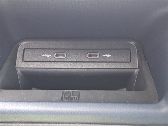 2025 Volkswagen ID. Buzz Pro S photo 26