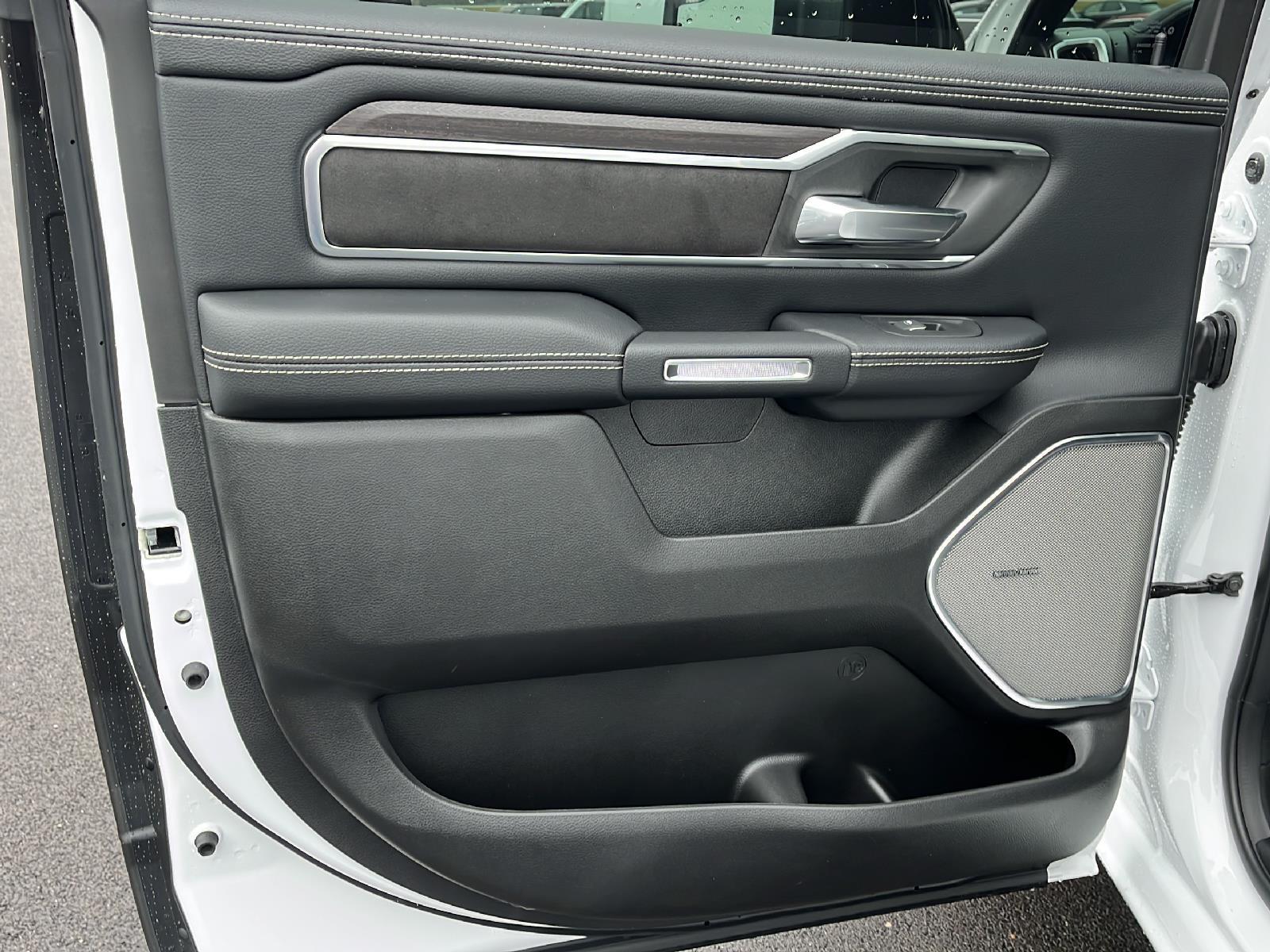 2025 Ram 1500 Laramie photo 22