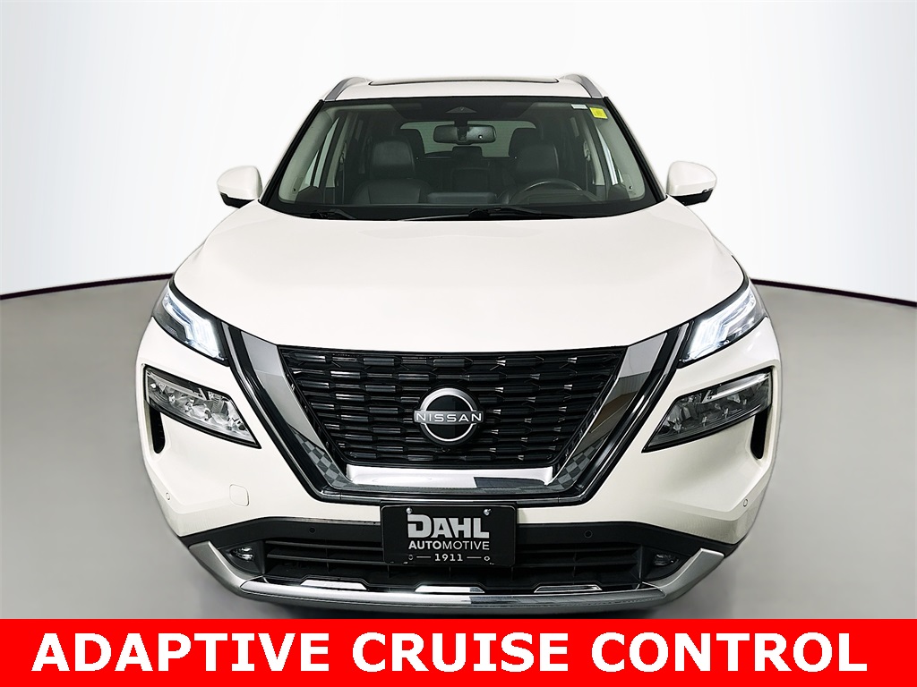 2022 Nissan Rogue Platinum photo 2