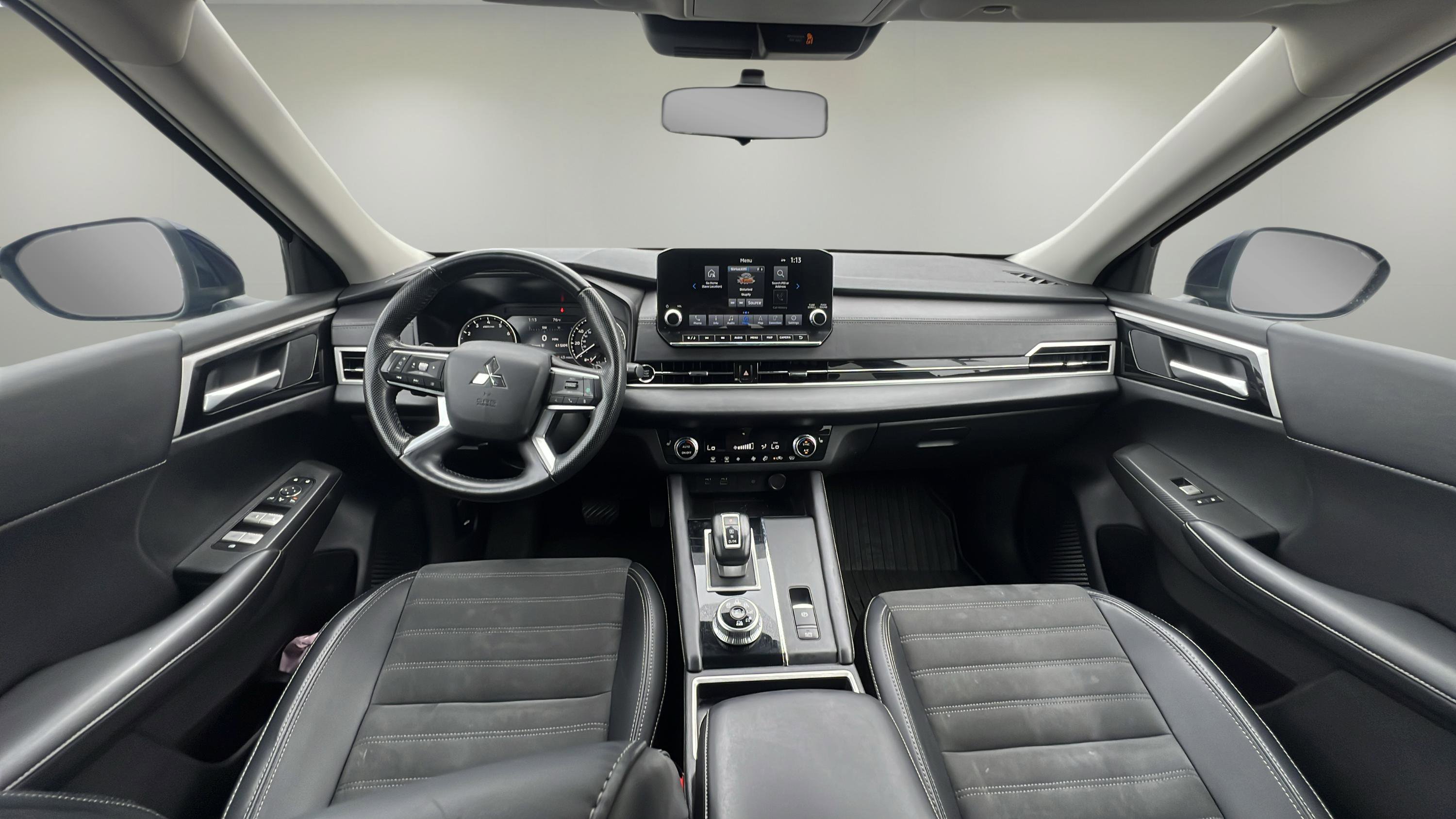 2024 Mitsubishi Outlander SE Black Edition photo 8